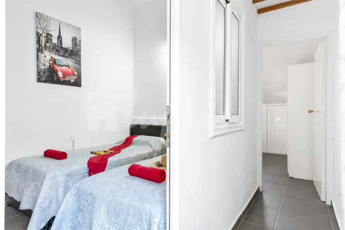 Image No.20-2 Bed Apartment for sale