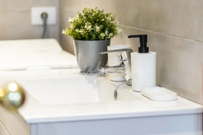 Image No.28-2 Bed Apartment for sale