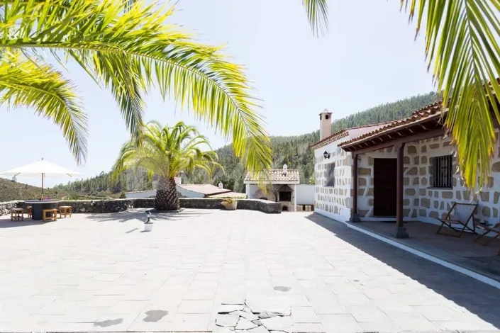 Image No.2-2 Bed Finca for sale