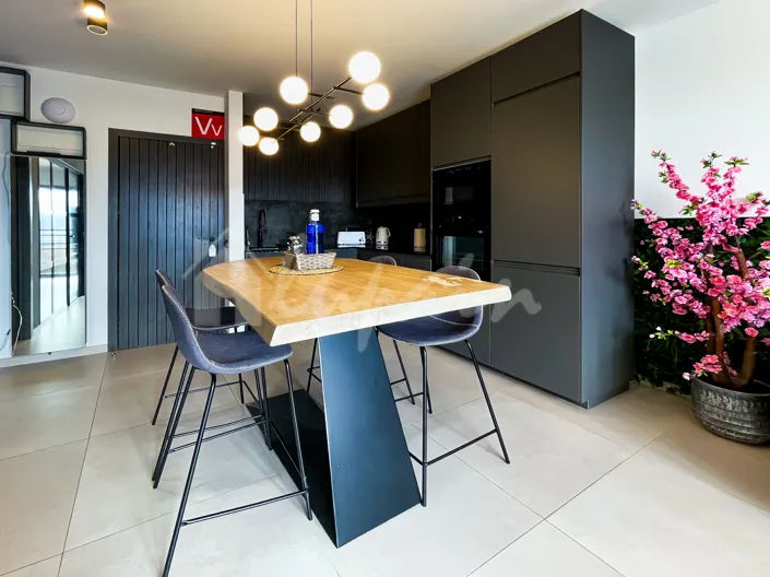 Image No.11-2 Bed Apartment for sale