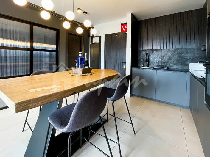 Image No.12-2 Bed Apartment for sale