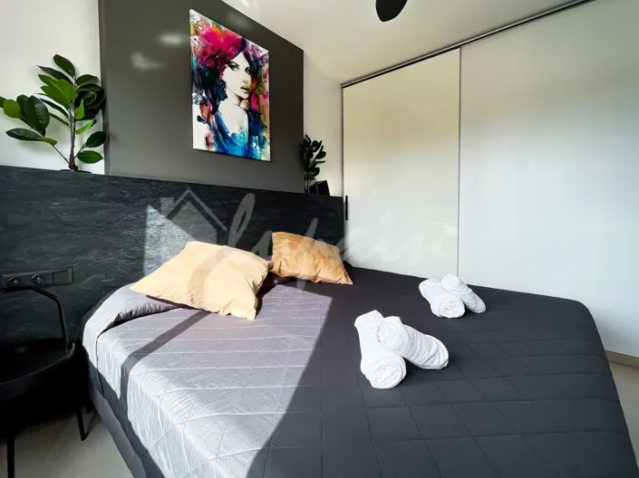 Image No.18-2 Bed Apartment for sale