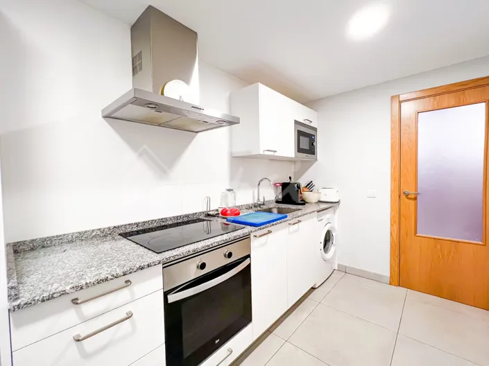 Image No.20-2 Bed Apartment for sale