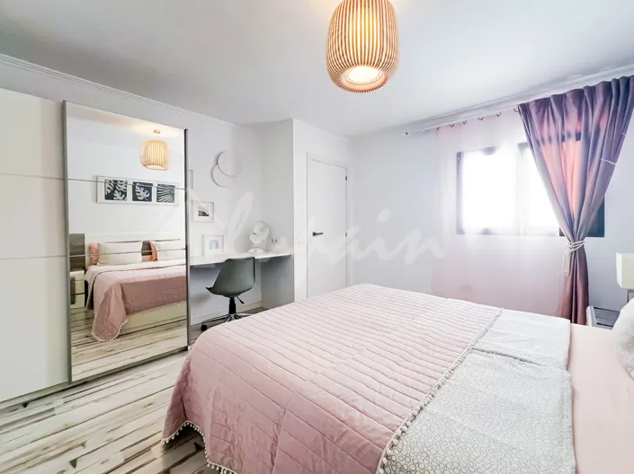 Image No.28-2 Bed Apartment for sale