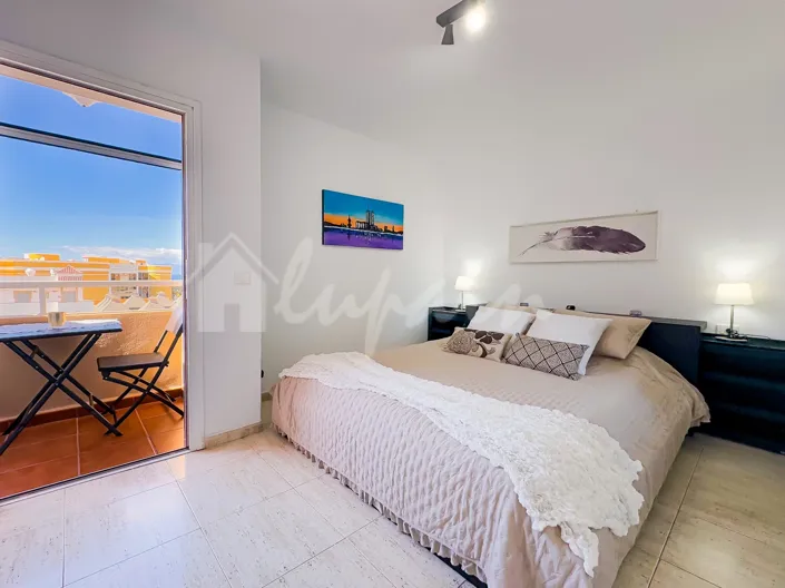 Image No.18-4 Bed Apartment for sale