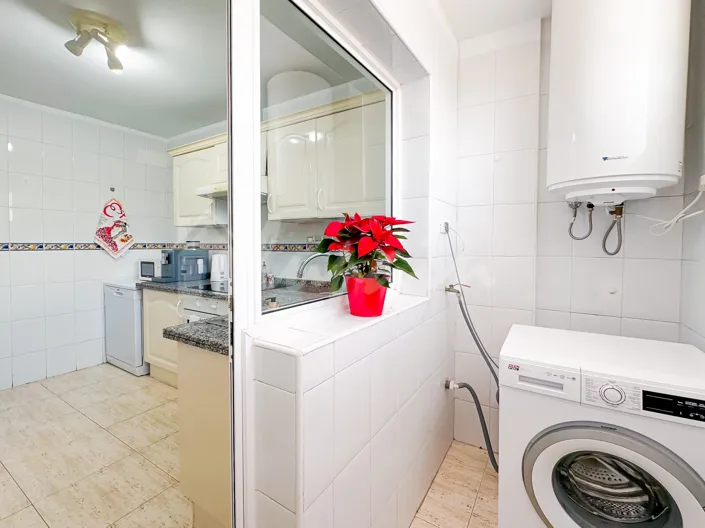 Image No.28-4 Bed Apartment for sale