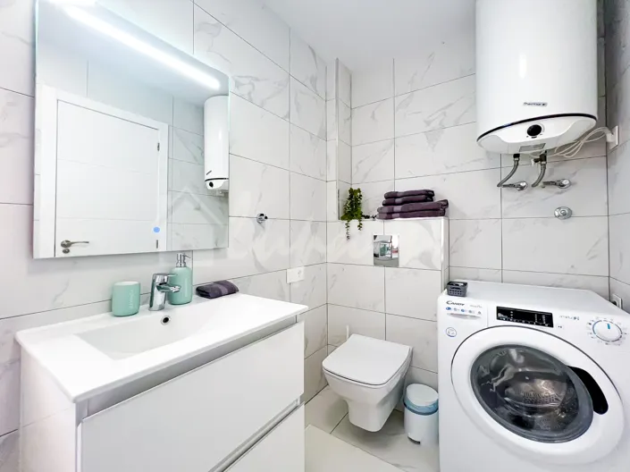 Image No.32-2 Bed Apartment for sale