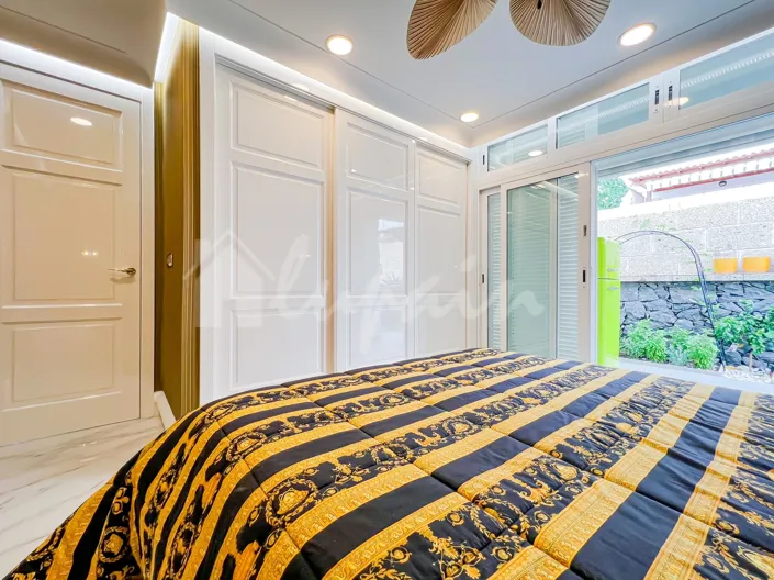 Image No.40-4 Bed Villa for sale