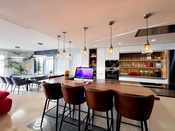 Image No.14-4 Bed Villa for sale