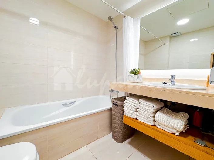 Image No.30-4 Bed Villa for sale