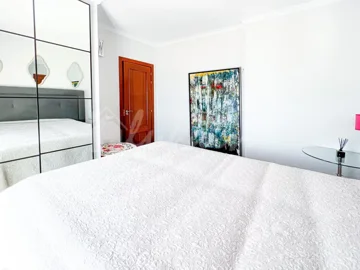 original266900b004a95aejpg