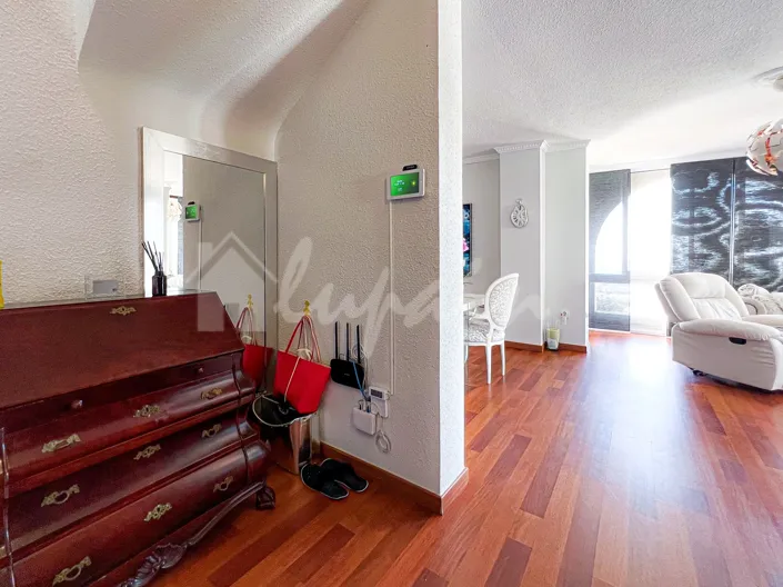 Image No.28-5 Bed Villa for sale