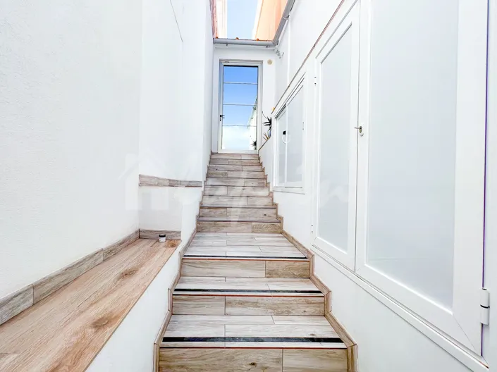 Image No.33-5 Bed Villa for sale