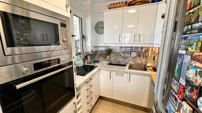 Image No.21-2 Bed Townhouse for sale