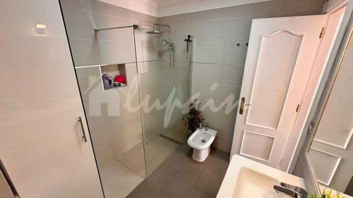 Image No.47-2 Bed Townhouse for sale