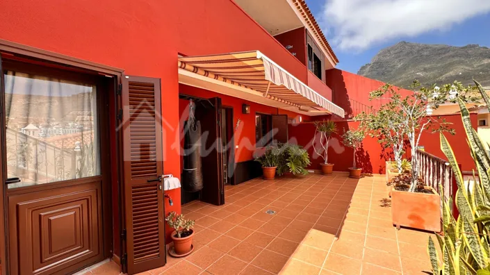 Image No.5-2 Bed Townhouse for sale