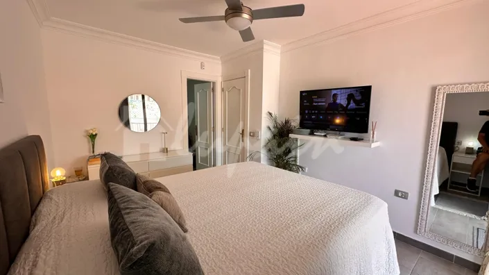 Image No.51-2 Bed Townhouse for sale