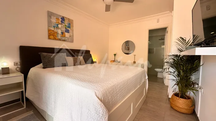 Image No.52-2 Bed Townhouse for sale