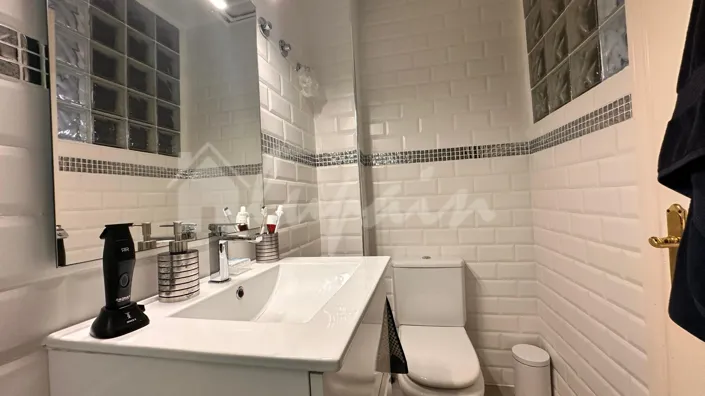 Image No.56-2 Bed Townhouse for sale