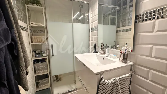 Image No.57-2 Bed Townhouse for sale