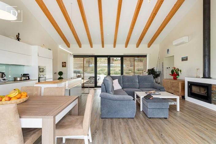 Image No.14-6 Bed Villa for sale