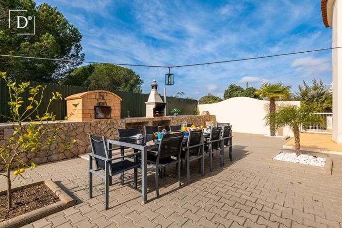 Image No.37-8 Bed Villa for sale