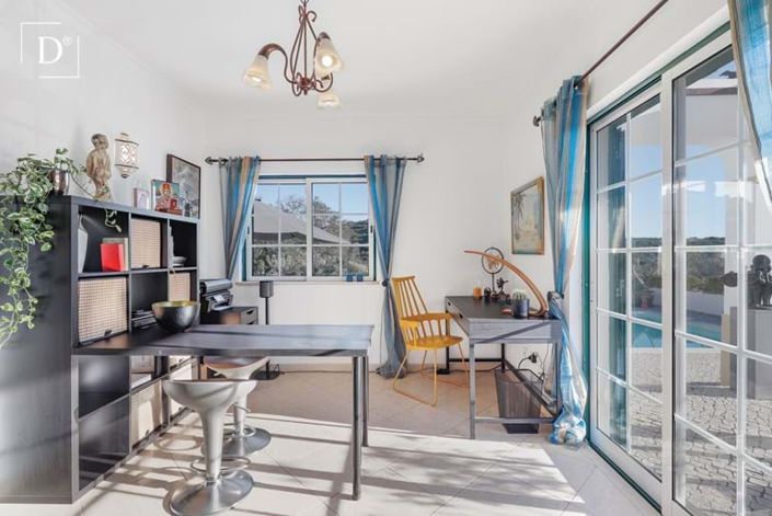 Image No.10-3 Bed Villa for sale