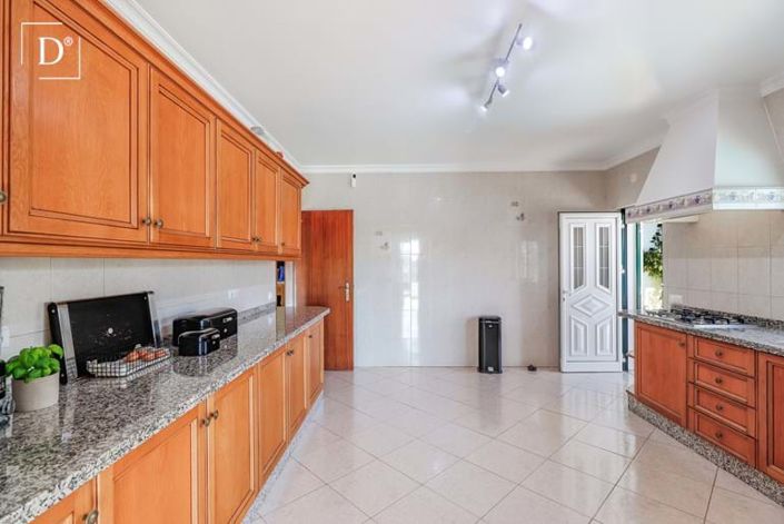 Image No.8-3 Bed Villa for sale