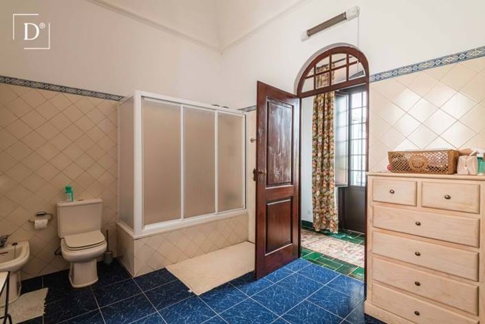 Image No.44-6 Bed Villa for sale