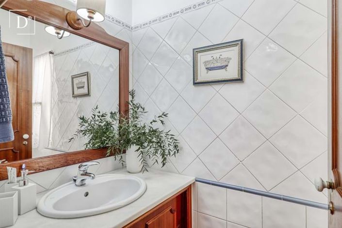 Image No.11-3 Bed Villa for sale