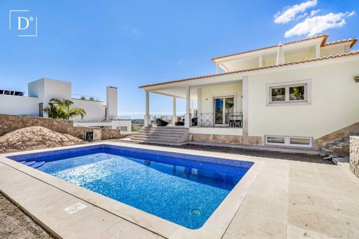 Image No.1-4 Bed Villa for sale