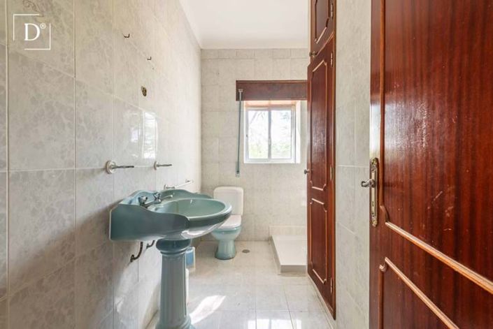 Image No.12-3 Bed Villa for sale