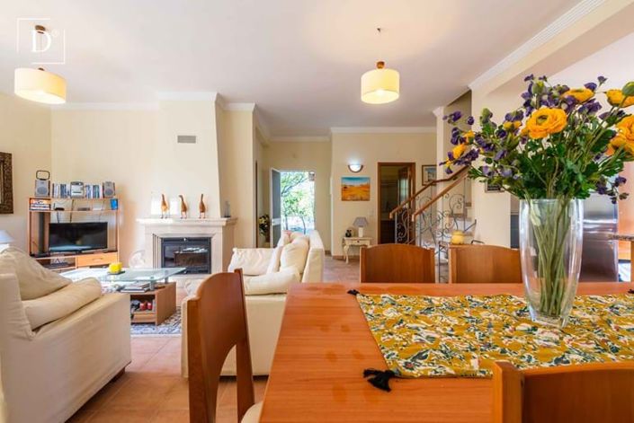 Image No.2-3 Bed Villa for sale