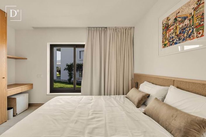 Image No.21-3 Bed Apartment for sale