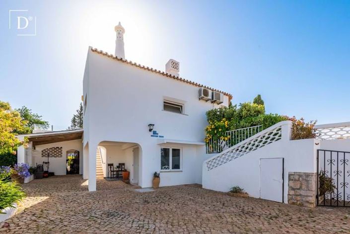 Image No.7-4 Bed Villa for sale