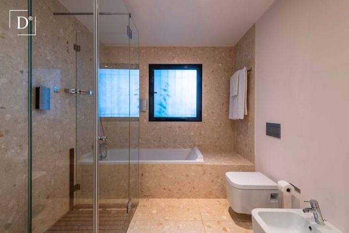 Image No.29-4 Bed Villa for sale