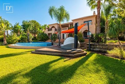 4 Bed Villa for sale