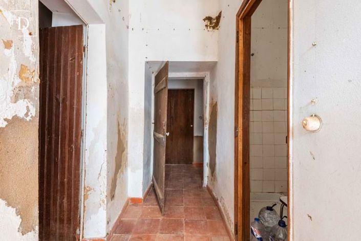 Image No.19-6 Bed Villa for sale