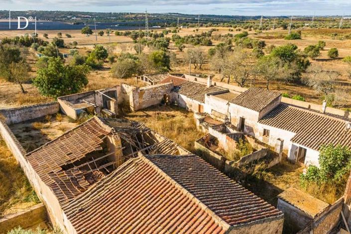 Image No.2-6 Bed Villa for sale