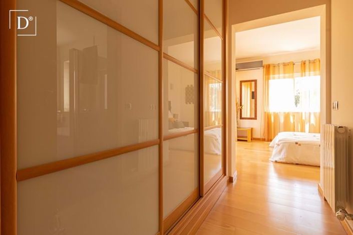 Image No.11-3 Bed Villa for sale