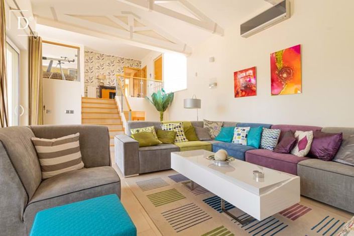 Image No.2-3 Bed Villa for sale