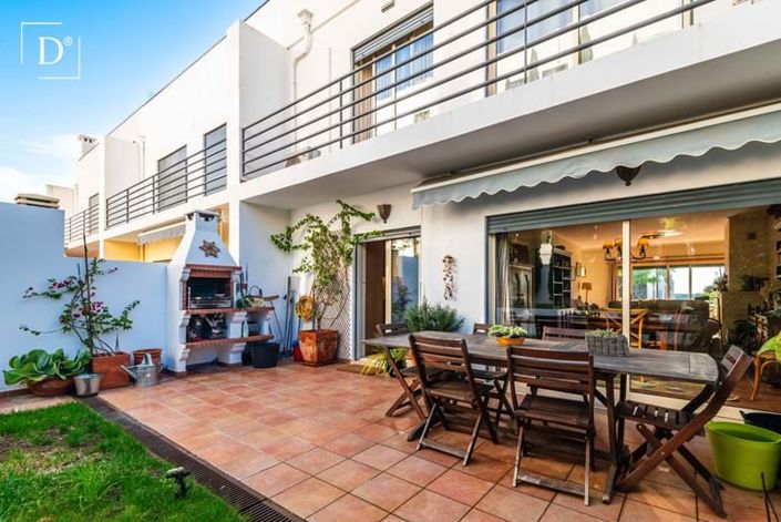 Image No.17-3 Bed Villa for sale