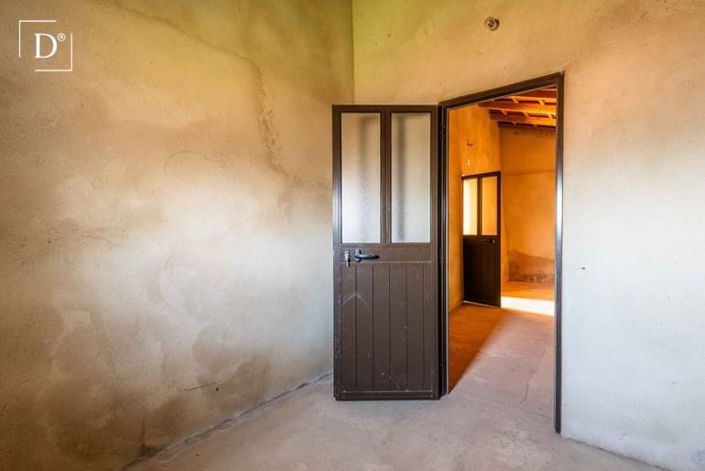 Image No.12-Villa for sale