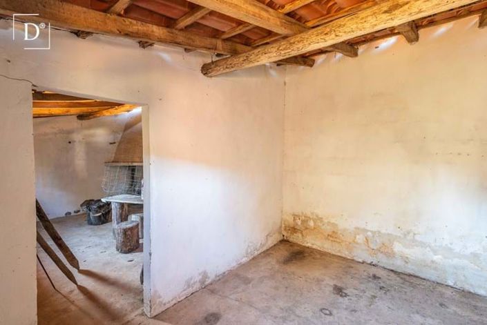 Image No.20-Villa for sale