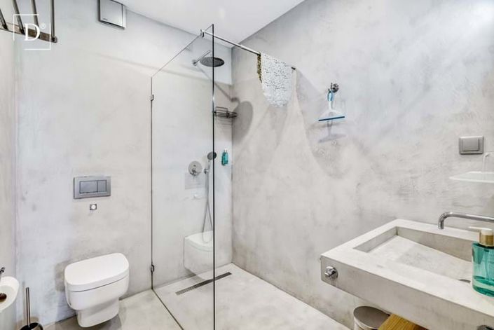 Image No.21-7 Bed Property for sale