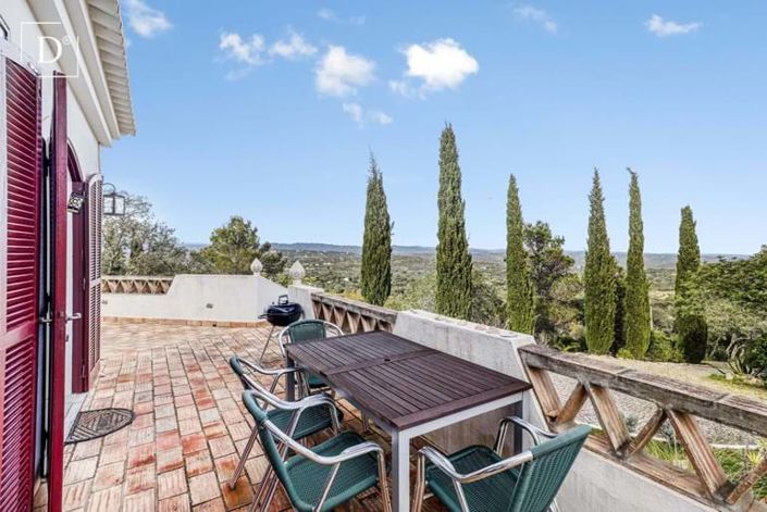 Image No.29-7 Bed Property for sale