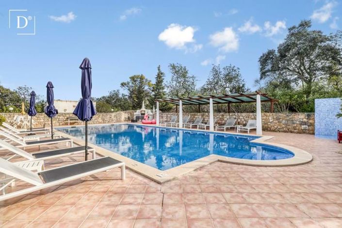 Image No.3-7 Bed Property for sale