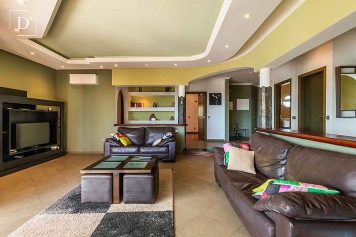 Image No.10-4 Bed Villa for sale