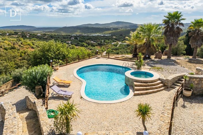 Image No.3-4 Bed Villa for sale