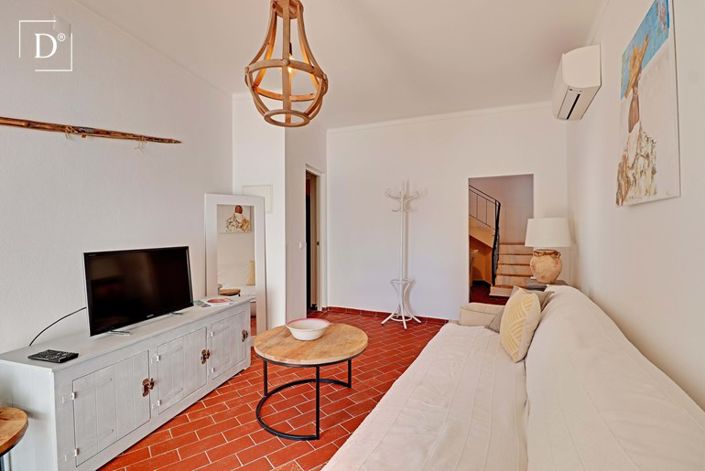 Image No.15-2 Bed Villa for sale